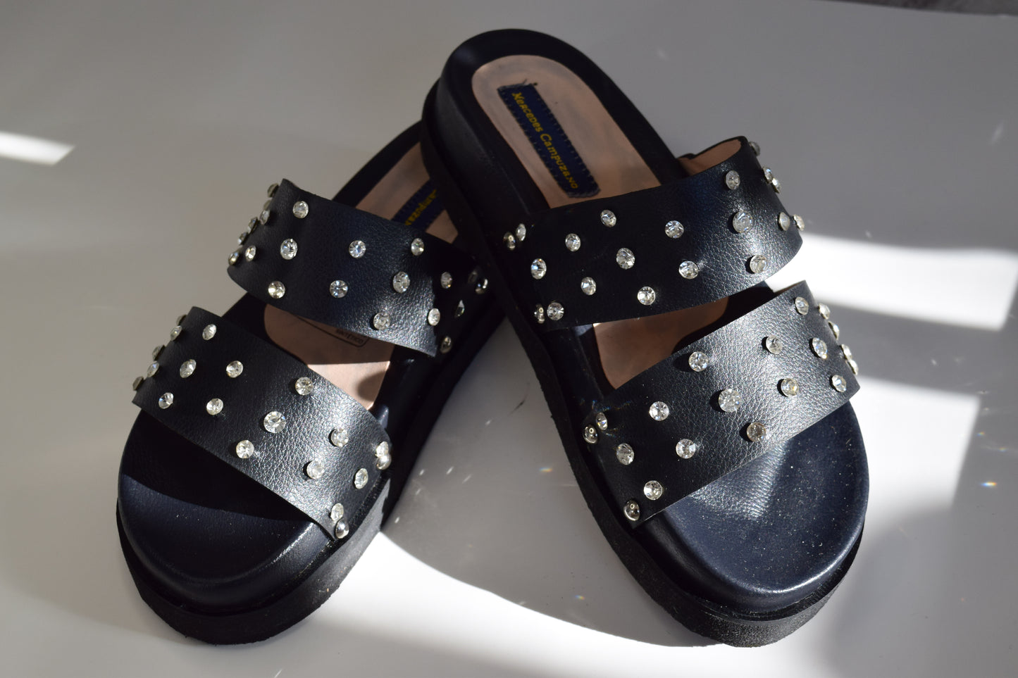 Platform Bond black Sandals