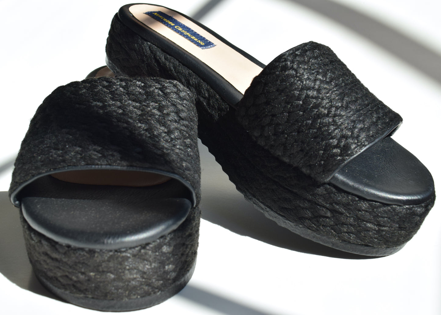 Yute snorri black Sandals